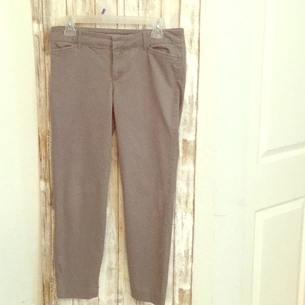 Old Navy Pixie pants/size 4